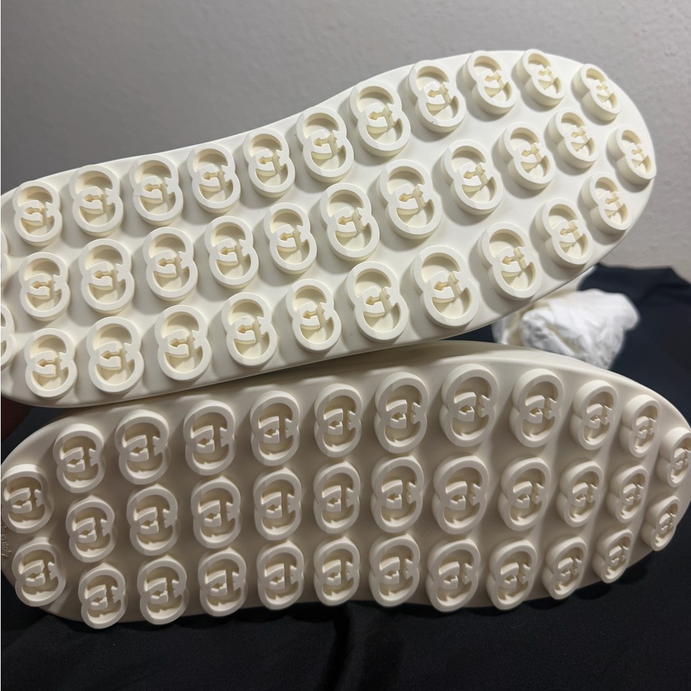 Gucci GG Treck 1977 Tennis Canvas Platform Low Top Trainer - Picture 10 of 11